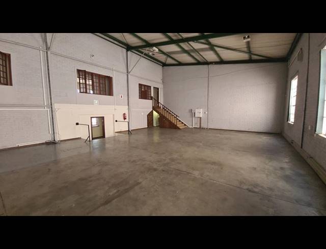 INDUSTRIAL PROPERTY TO RENT IN HALFWAY HOUSE